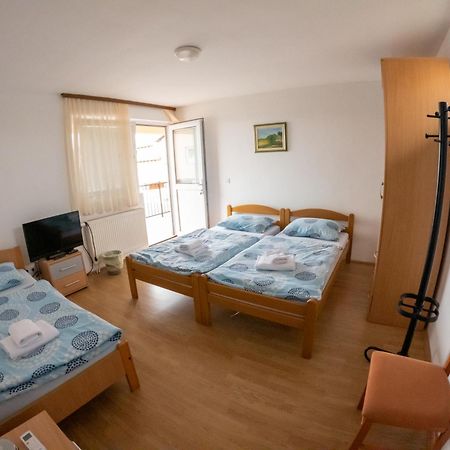 Prenociste Dzinic Hotel Zupanja Luaran gambar